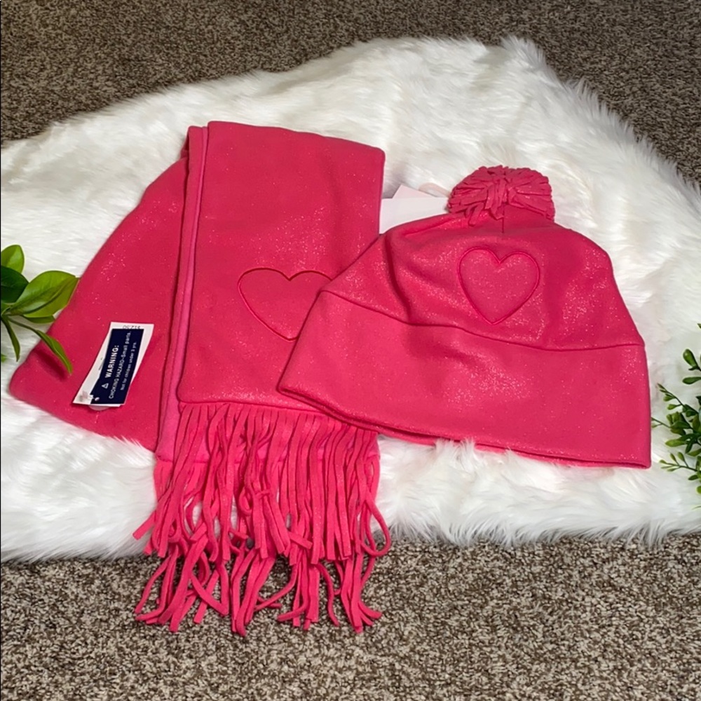 Matching Scarf&Hat - BRAND NEW